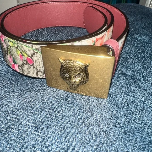 Gucci Floral Belt with Gold Tiger Buckle- LIKE NEW